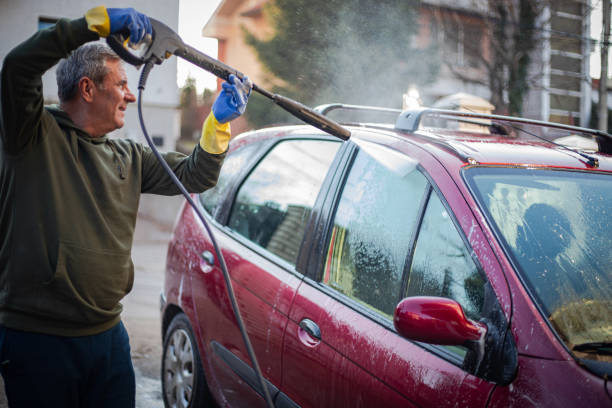 Best Garage Pressure Washing  in Bradford, TN